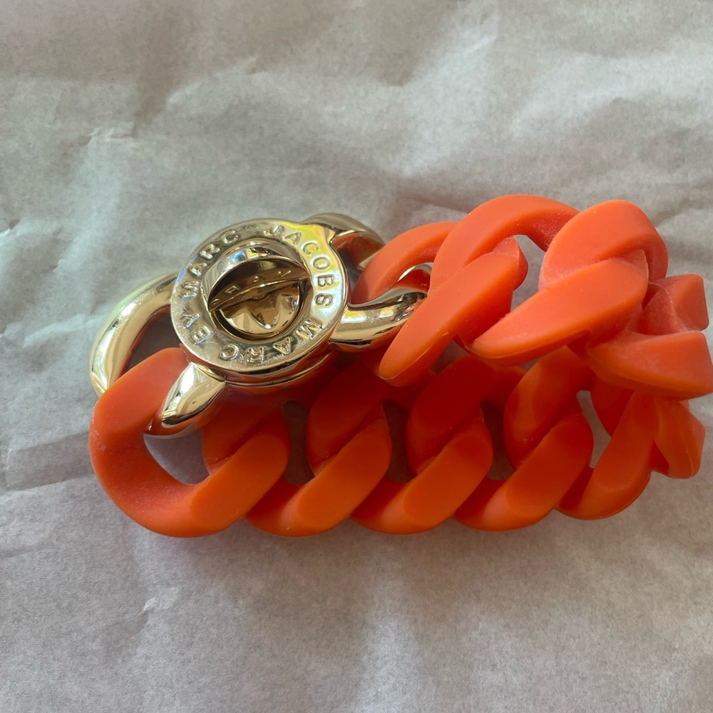 Marc Jacobs Bold Orange Rubber Turnlock Bracelet
